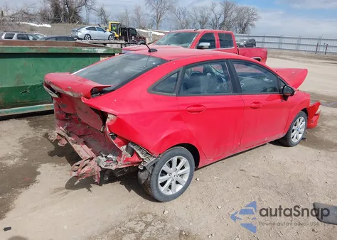 2013 Ford Fiesta Se z USA, uszkodzony, nr VIN 3FADP4BJ4DM200527